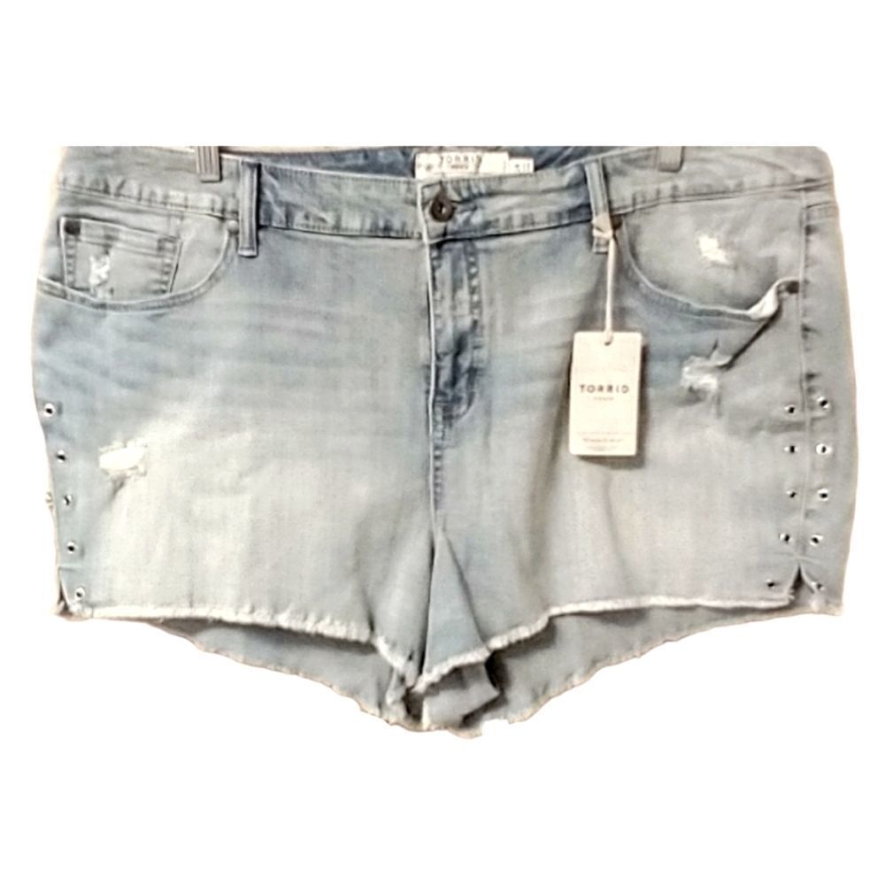 New Torrid Plus Size Distressed Jean Shorts